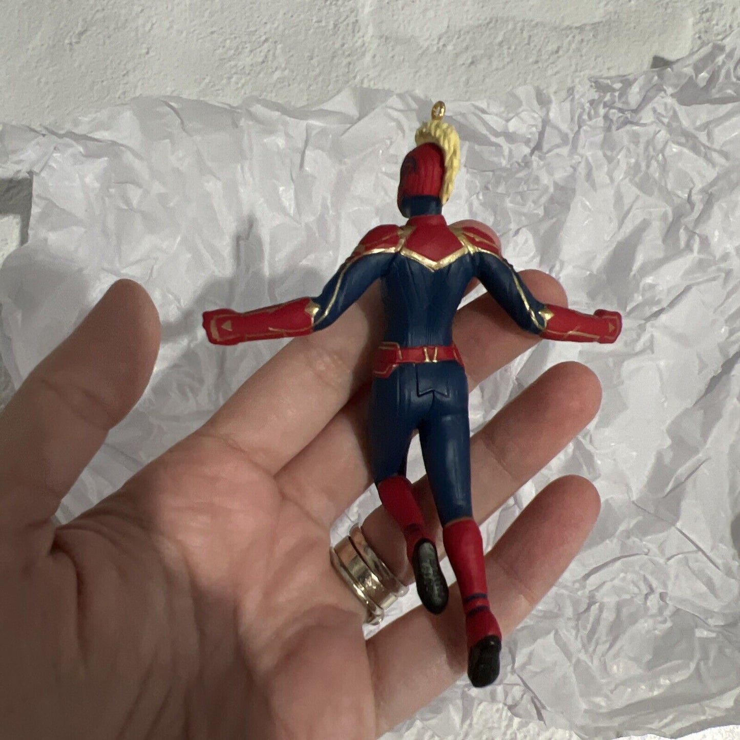 Marvel Ornament - 2019 Hallmark Keepsake Christmas Ornament CAPTAIN MARVEL : RED Version
