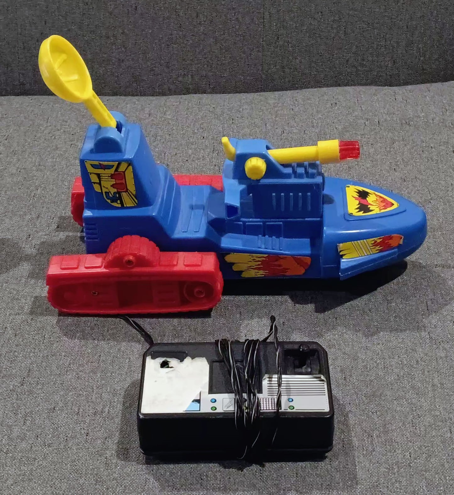 Remote Control Avenger Battle Cruiser