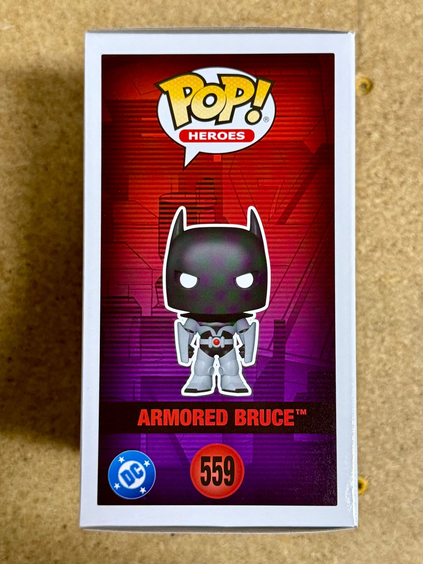 DC Funko Pop! - Armored Bruce Wayne #559 Batman Beyond 2025