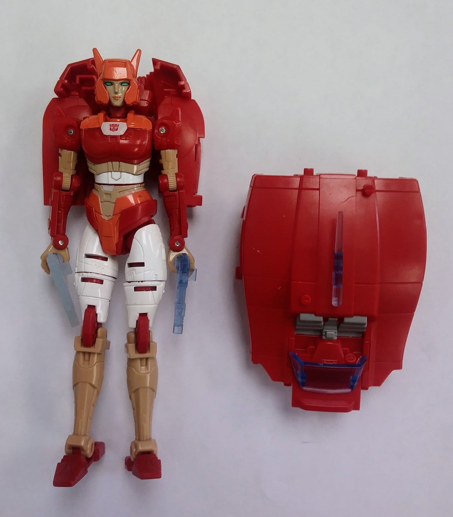 Transformers action figure - Autobot Elita-1