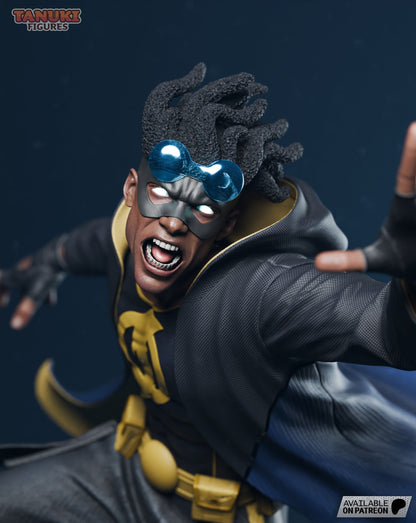 DC Comics Statue - Static Shock (1:6 Scale & Bust)