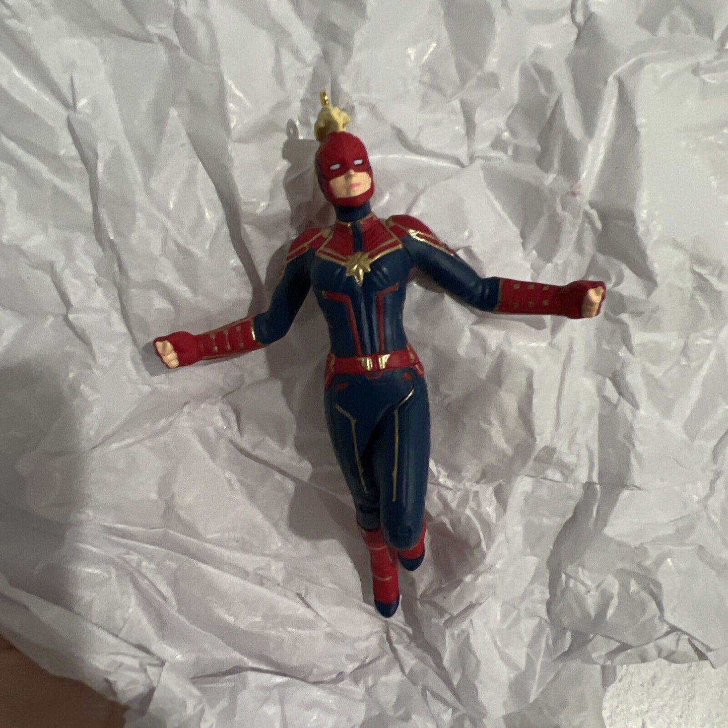 Marvel Ornament - 2019 Hallmark Keepsake Christmas Ornament CAPTAIN MARVEL : RED Version