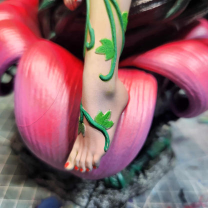 DC Comics Statue - Poison Ivy (1:6 Scale & Bust)