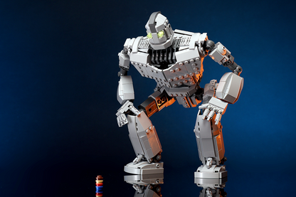 Movies Lego Set - Iron Giant Custom MOC made using LEGO parts