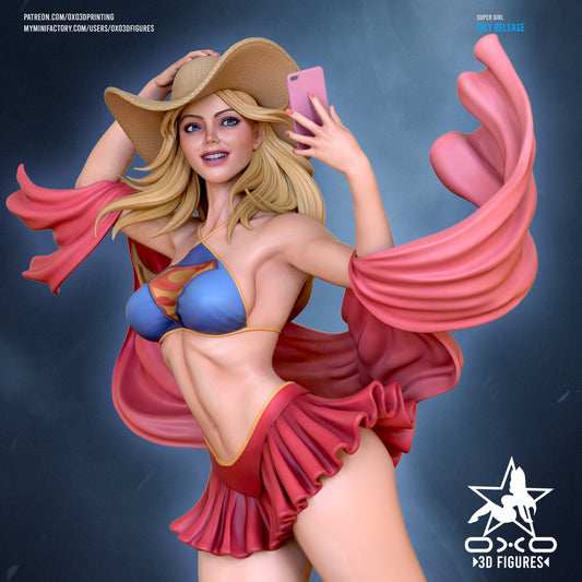 DC Comics Statue - Supergirl Swimsuit Edition (1:10 Scale, NSFW)
