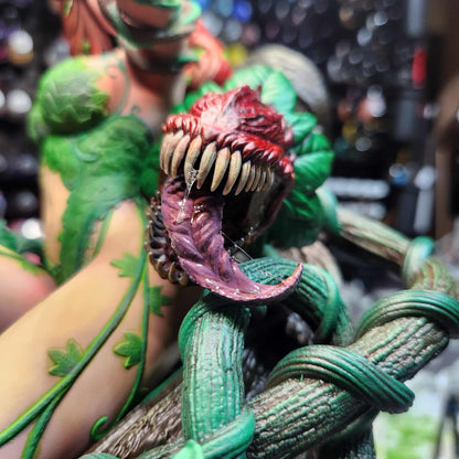 DC Comics Statue - Poison Ivy (1:6 Scale & Bust)