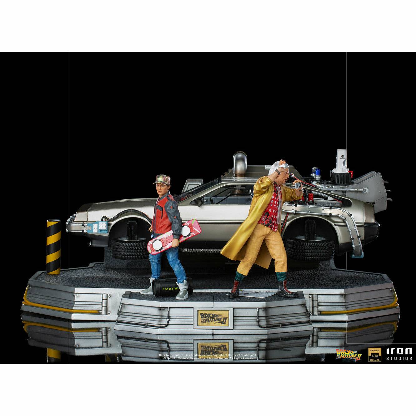 Back to the Future Statue - Iron Studios Back to the Future Part II DeLorean (Full Deluxe Version including Marty McFly and Doc Brown) 1:10 Scale