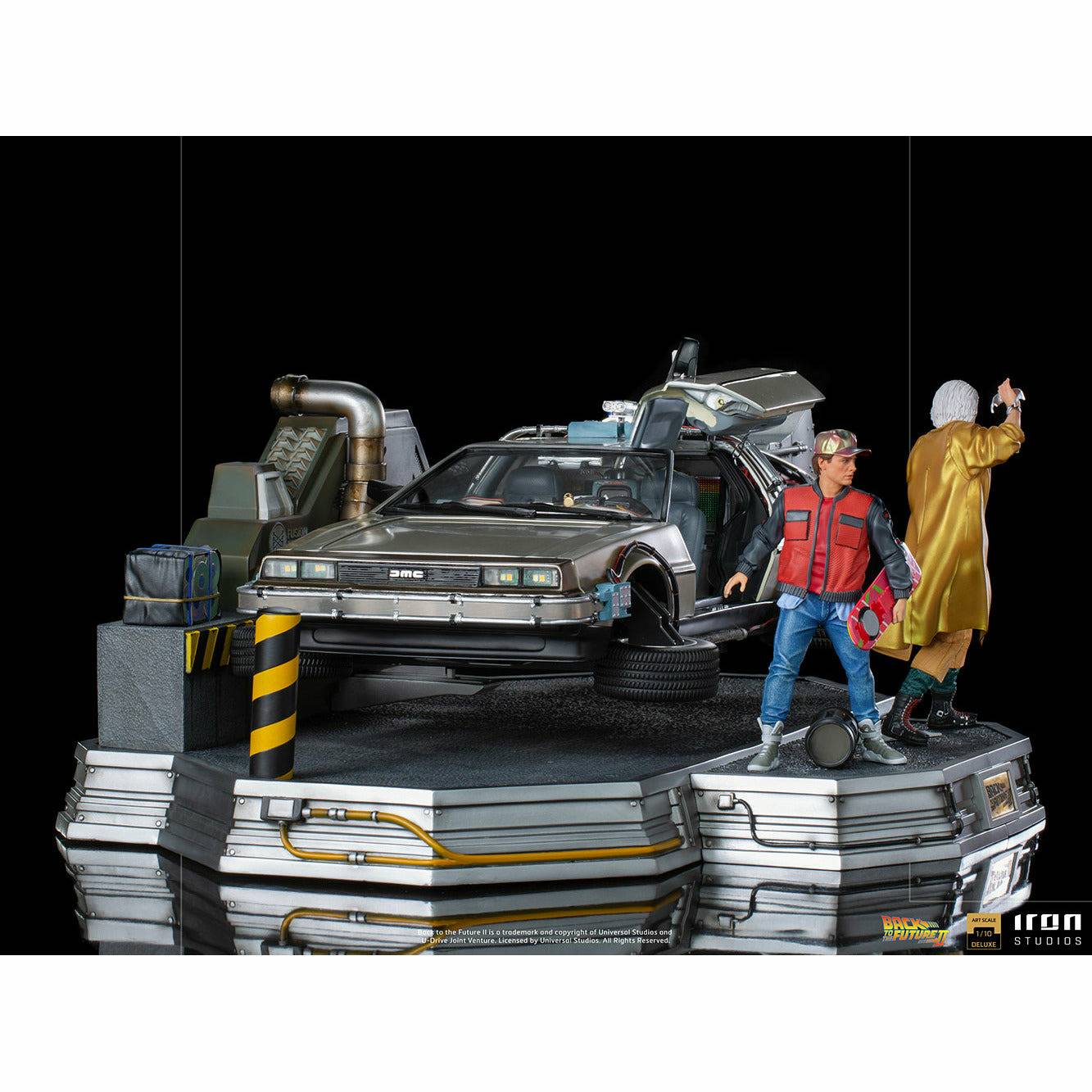 Back to the Future Statue - Iron Studios Back to the Future Part II DeLorean (Full Deluxe Version including Marty McFly and Doc Brown) 1:10 Scale