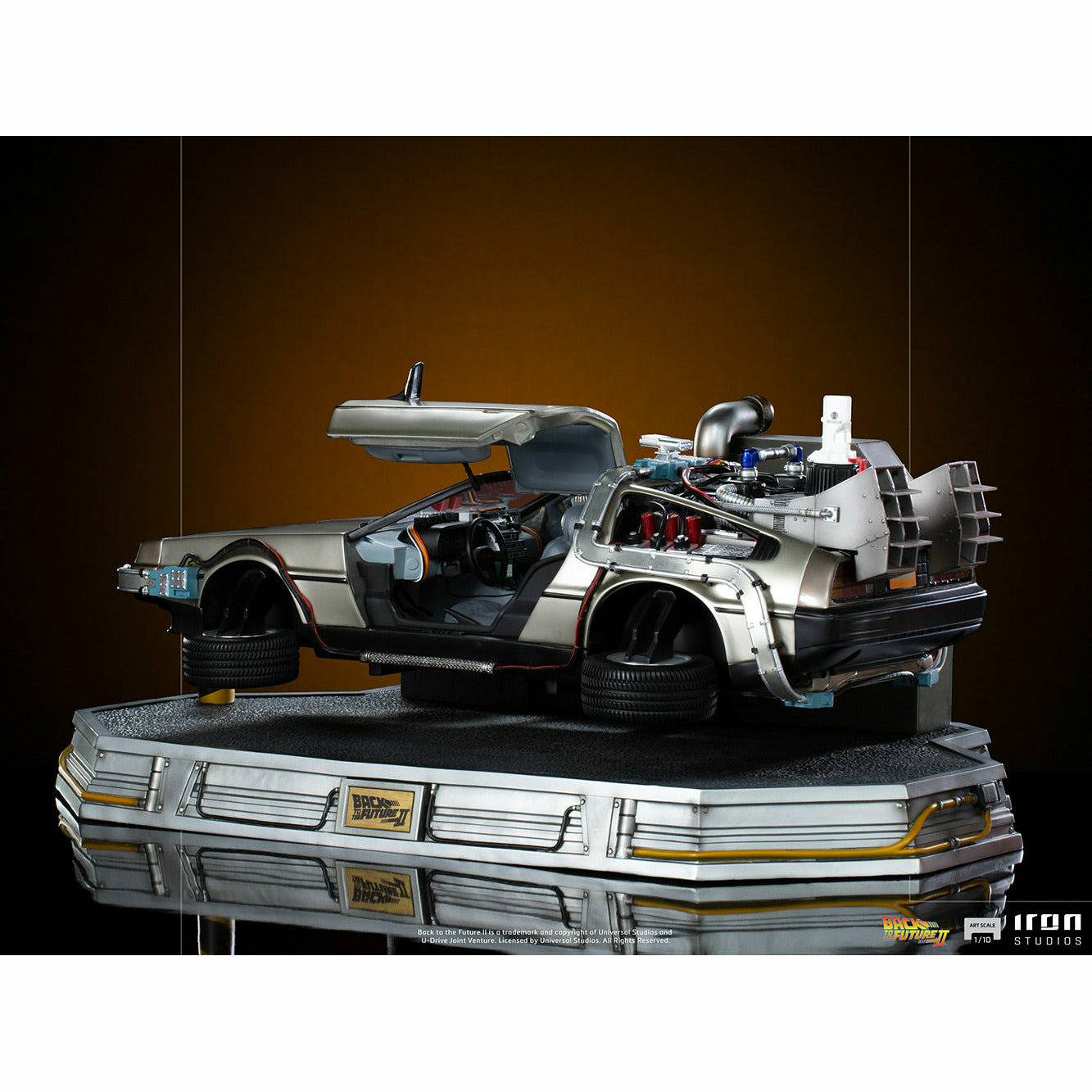 Back to the Future Statue - Iron Studios Back to the Future Part II DeLorean (Regular Version) 1:10 Scale