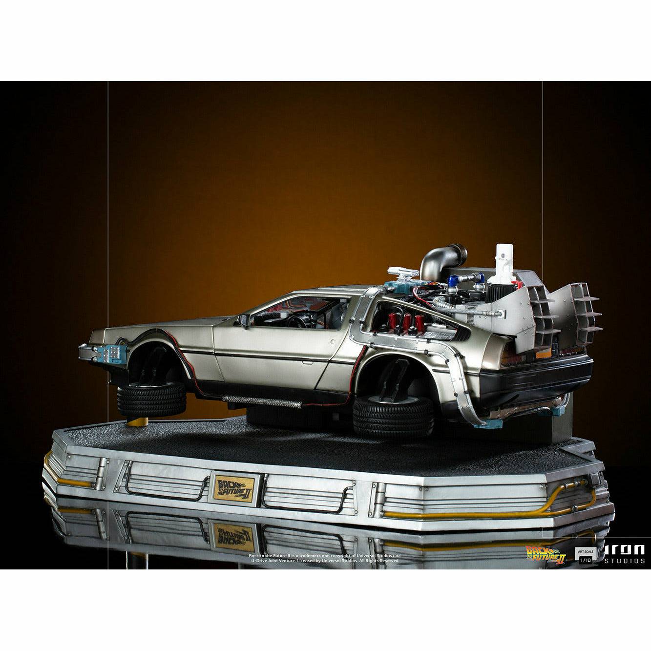 Back to the Future Statue - Iron Studios Back to the Future Part II DeLorean (Regular Version) 1:10 Scale