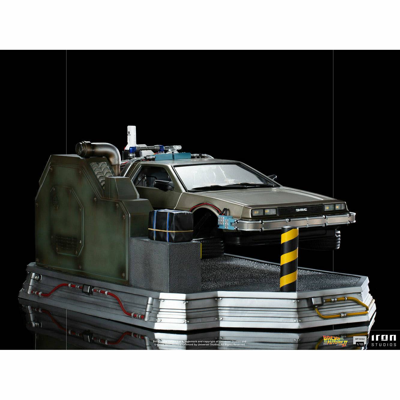 Back to the Future Statue - Iron Studios Back to the Future Part II DeLorean (Regular Version) 1:10 Scale