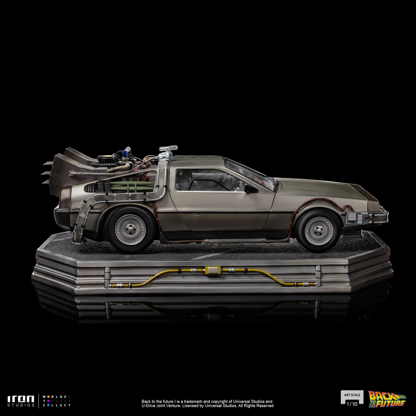 Back to the Future Statue - Iron Studios Back to the Future DeLorean 1:10 Scale