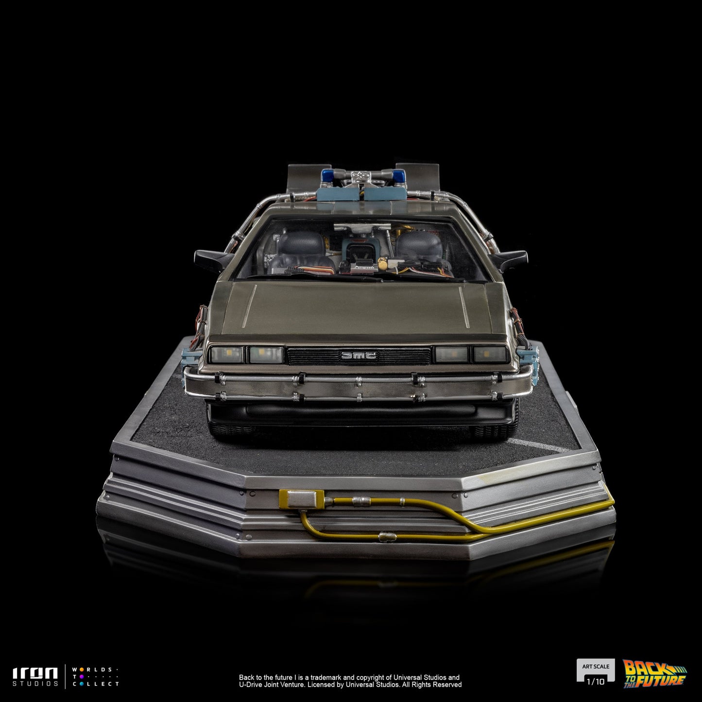 Back to the Future Statue - Iron Studios Back to the Future DeLorean 1:10 Scale