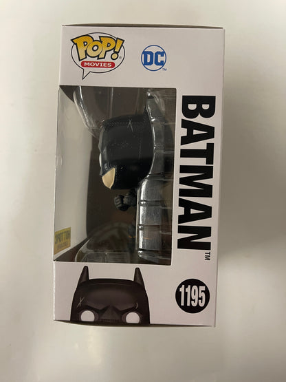 DC Funko Pop! - Batman (Battle Damage) #1195 Hot Topic 2022 Exclusive