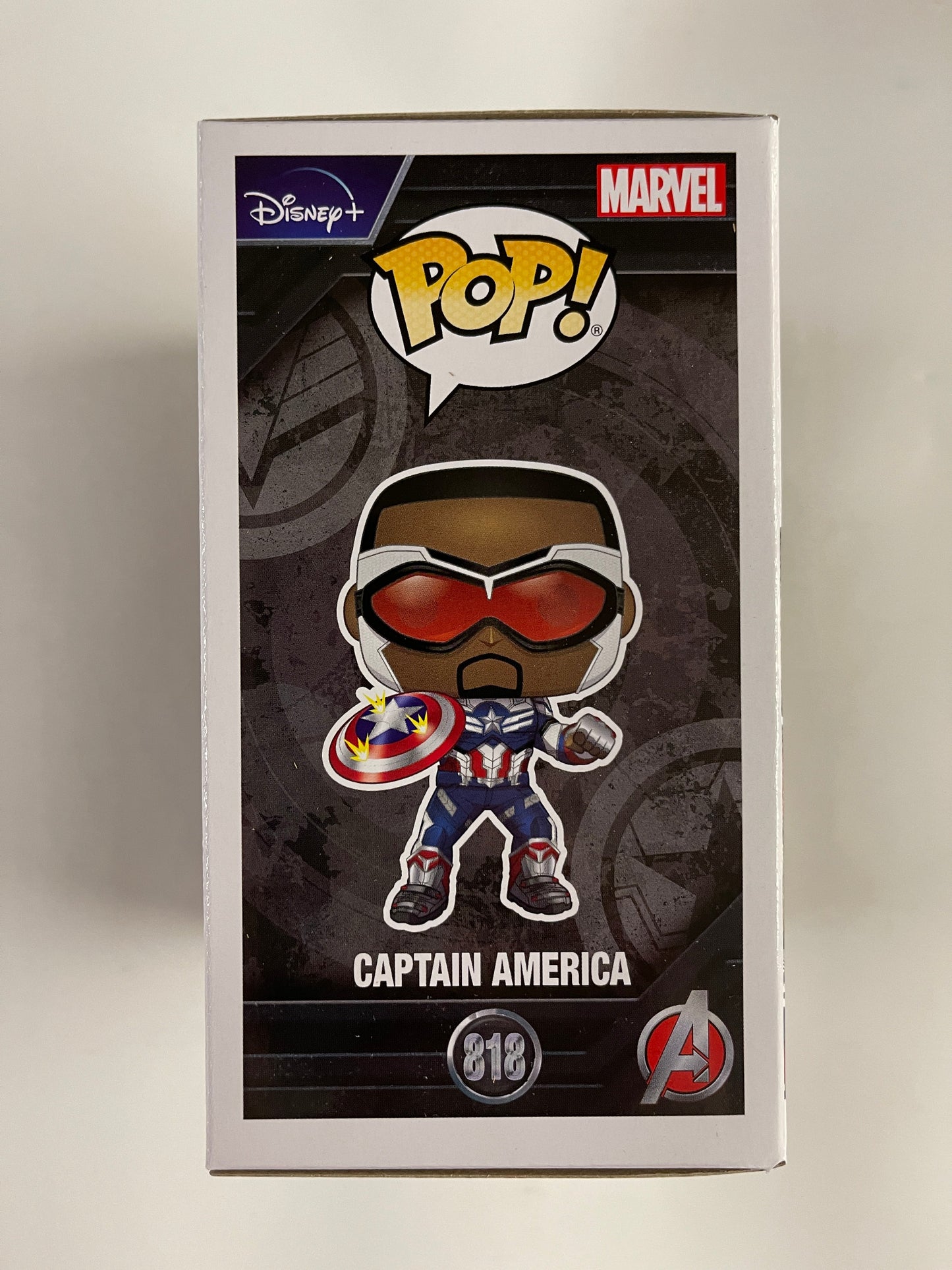 Marvel Funko Pop! - Sam Wilson Captain America #818 YOTS Amazon Exclusive