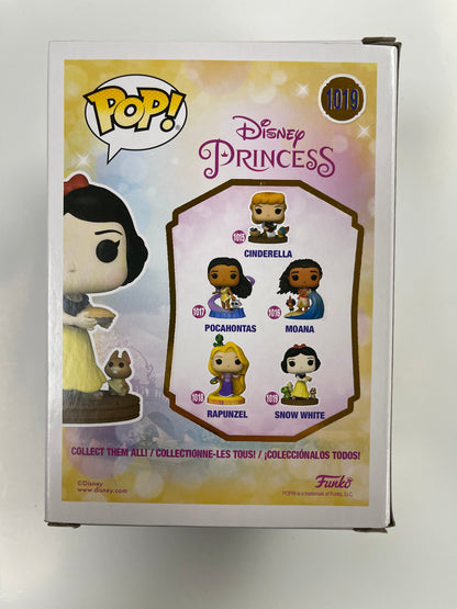 Disney Funko Pop! - Princess Snow White With Pie #1019 Ultimate Collection 2021