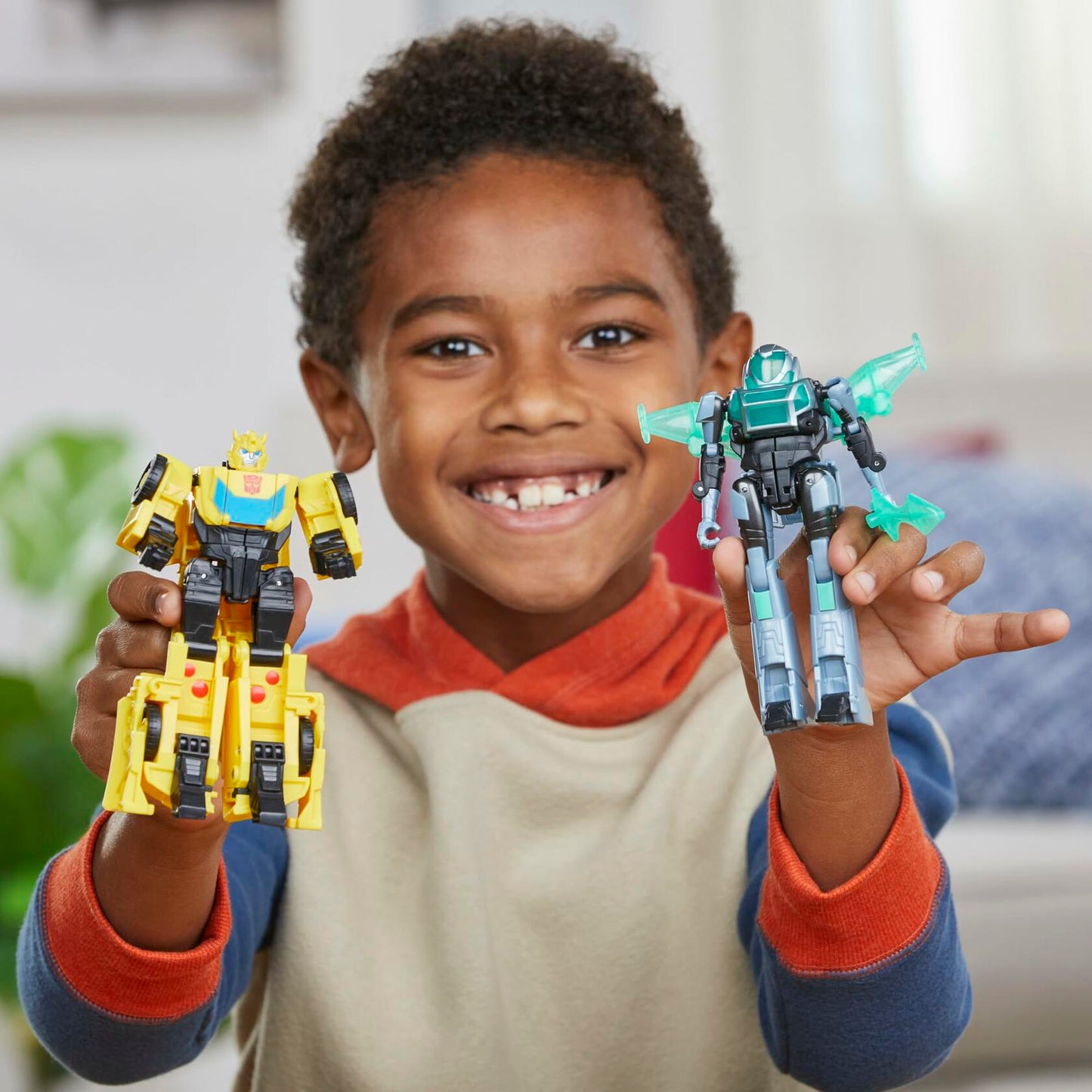 Transformers Action Figure Set - Bumblebee & Mo Malto (EarthSpark Cyber-Combiner)