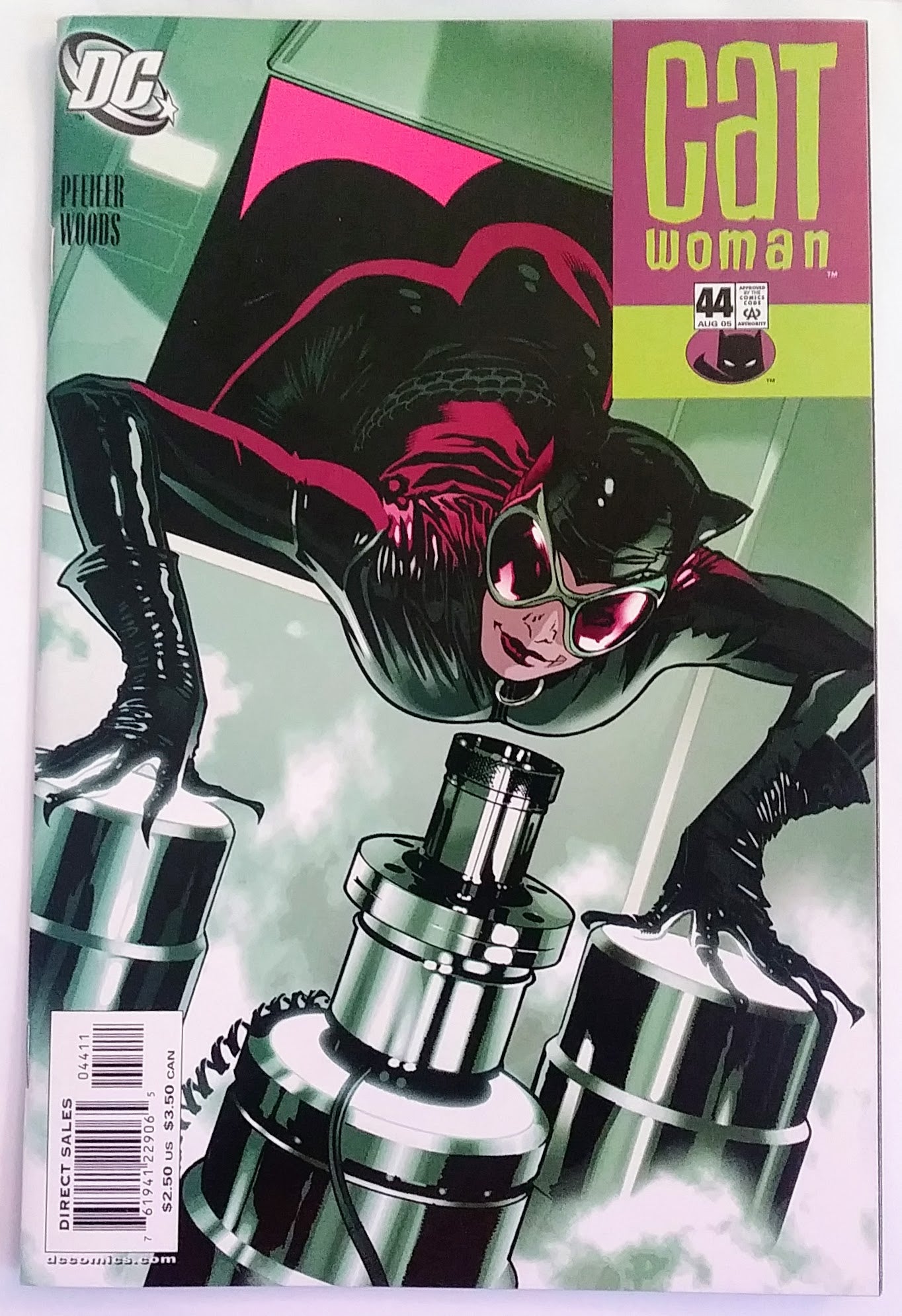 DC Comics: Catwoman V2 #44