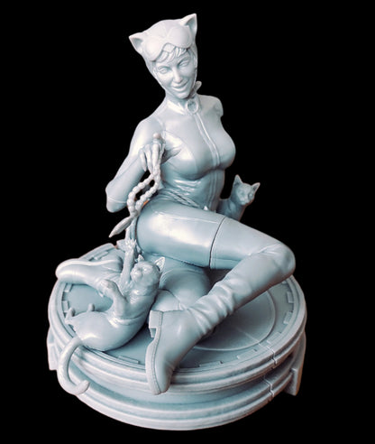 DC Comics Statue - Catwoman (1:8 Scale)