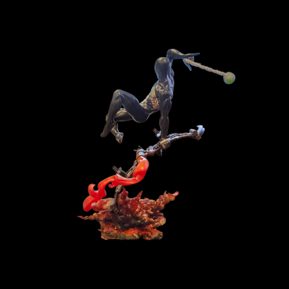 Marvel Comics Statue - Spider-Man (1:4, 1:9 Scale)