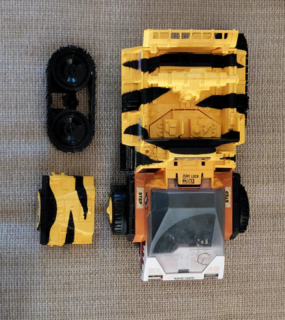 G.I. Joe Vehicle with figure - Tiger Cat with Frostbite (Partial)