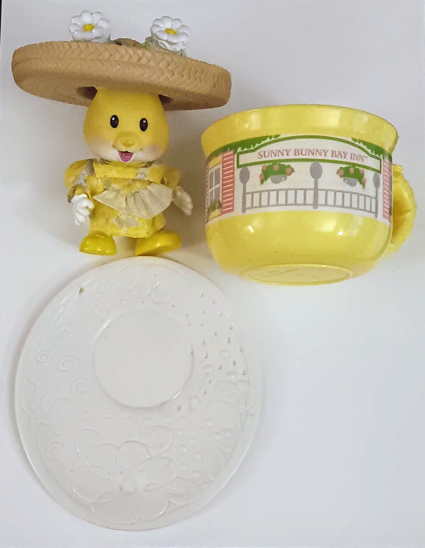 Tea Bunnies Doll - Daisy Breeze