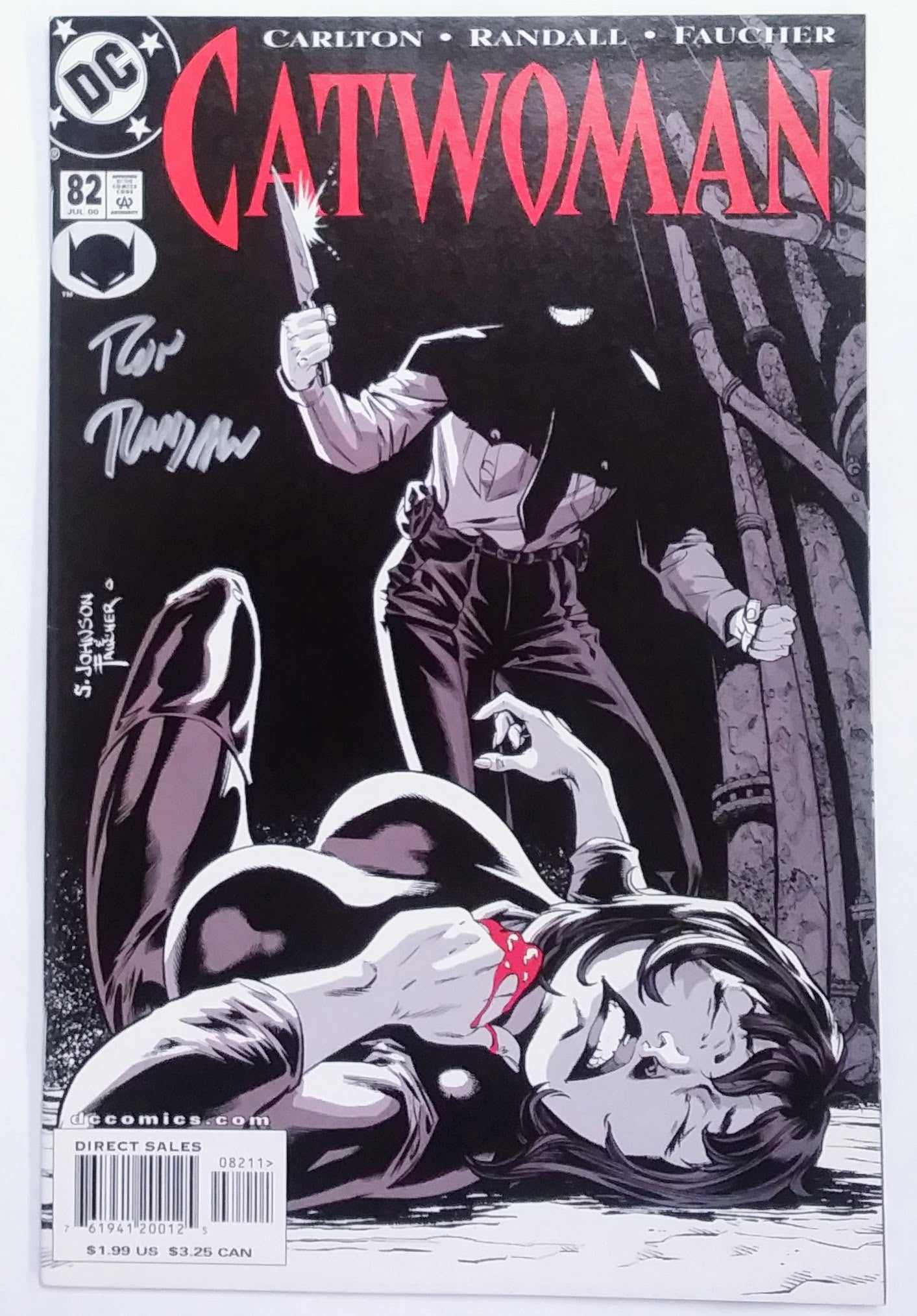 Signed Comics: Catwoman #82, DC Comics